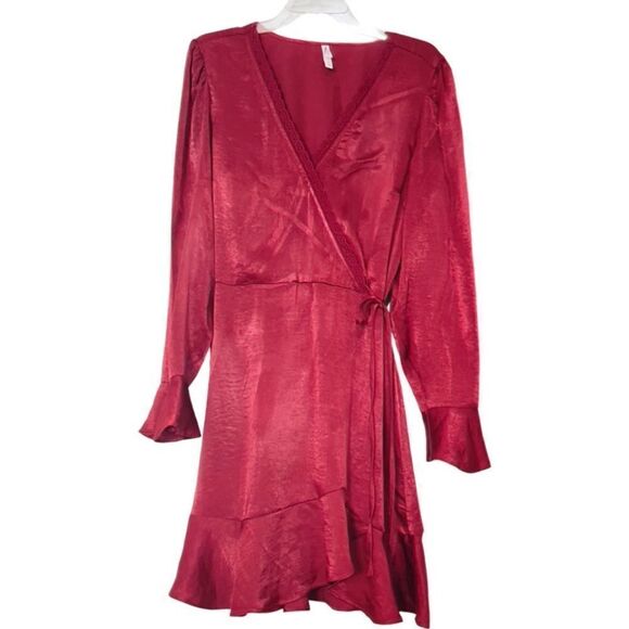 Xhilaration Shimmering Mock Wrap Ruffle Hem Dress - Picture 3 of 9